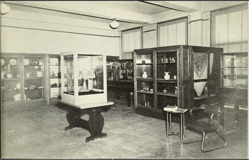 pic of museum in Wilson 1949.JPG
